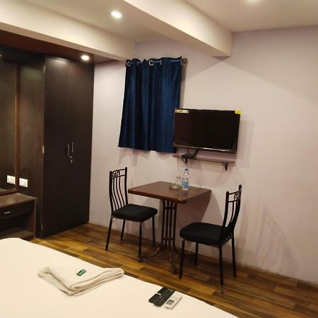 Hotel Ucs Kalküta Dış mekan fotoğraf